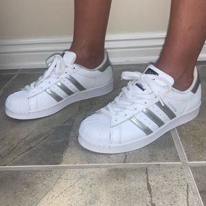 adidas originals women’s superstar